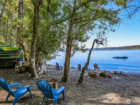 1136 205th Avenue NE, Sammamish WA 98074
