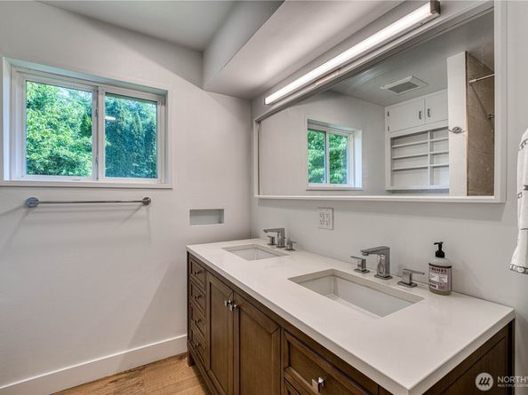 925 Front Street S, Issaquah WA 98027