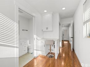 10436 11th Avenue SW, Seattle WA 98146