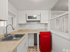 10436 11th Avenue SW, Seattle WA 98146