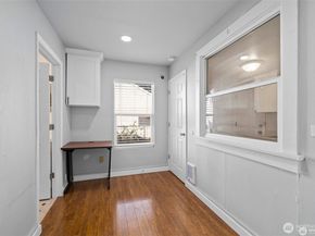 10436 11th Avenue SW, Seattle WA 98146