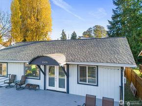 10436 11th Avenue SW, Seattle WA 98146