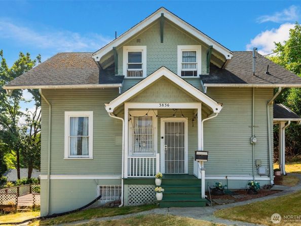 3836 Letitia Avenue S, Seattle WA 98118