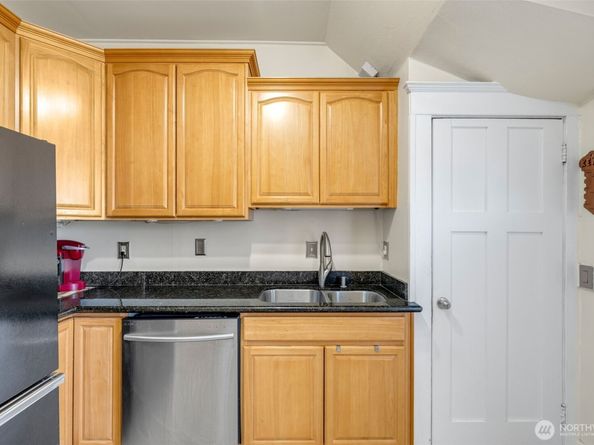 3836 Letitia Avenue S, Seattle WA 98118