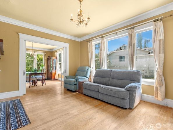 3836 Letitia Avenue S, Seattle WA 98118