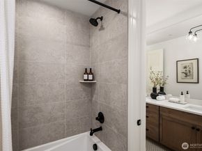 15319 154th Avenue NE, Woodinville WA 98072