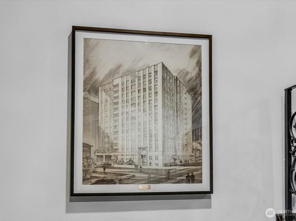 1105 Spring Street 1201, Seattle WA 98104