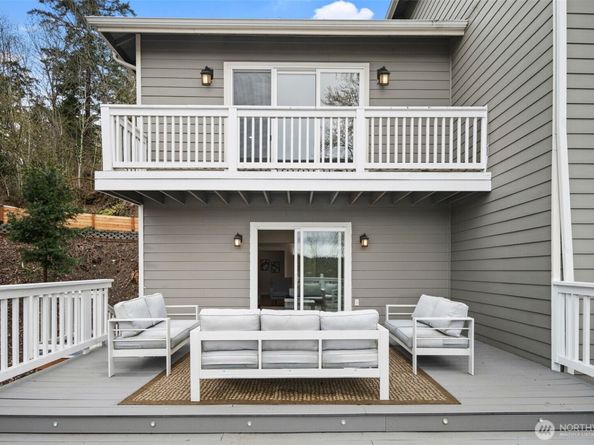 10963 SE 62nd Street, Bellevue WA 98006