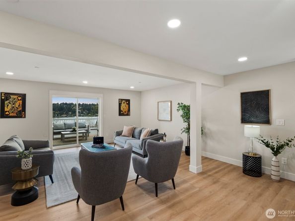 10963 SE 62nd Street, Bellevue WA 98006