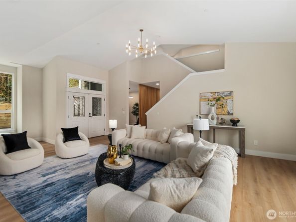 10963 SE 62nd Street, Bellevue WA 98006