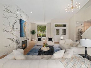 10963 SE 62nd Street, Bellevue WA 98006