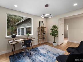 10963 SE 62nd Street, Bellevue WA 98006