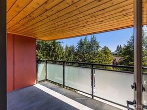 7001 Sand Point Way NE C406, Seattle WA 98115