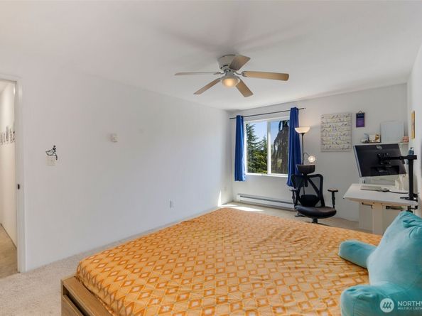 7001 Sand Point Way NE C406, Seattle WA 98115