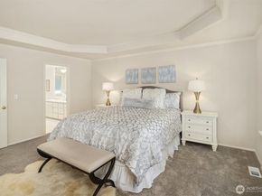 5447 176th Place SE, Bellevue WA 98006