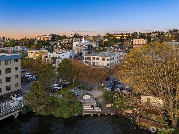 2314 B Fairview Avenue E, Seattle WA 98102