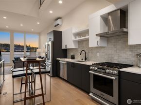 2314 B Fairview Avenue E, Seattle WA 98102