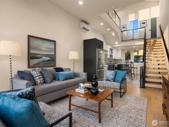 2314 B Fairview Avenue E, Seattle WA 98102