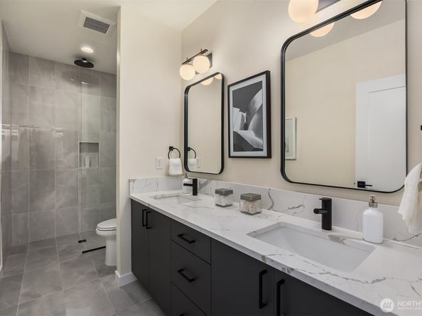 2314 B Fairview Avenue E, Seattle WA 98102