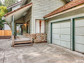 5368 Crystal Springs Drive NE, Bainbridge Island WA 98110