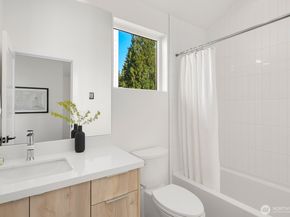3816 NE 89th Street, Seattle WA 98115