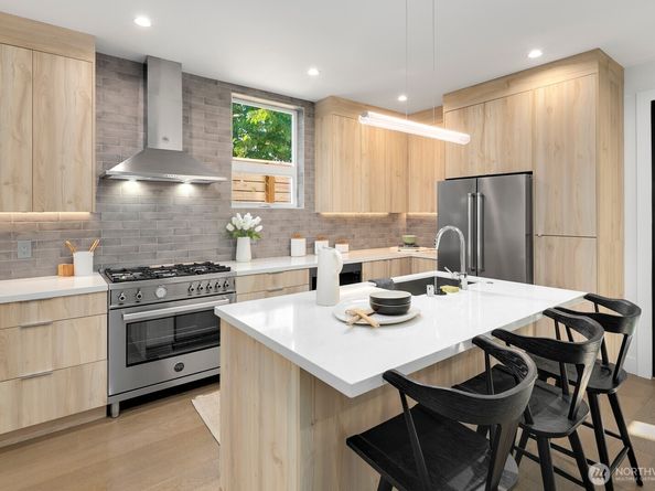 3816 NE 89th Street, Seattle WA 98115