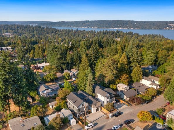 3816 NE 89th Street, Seattle WA 98115