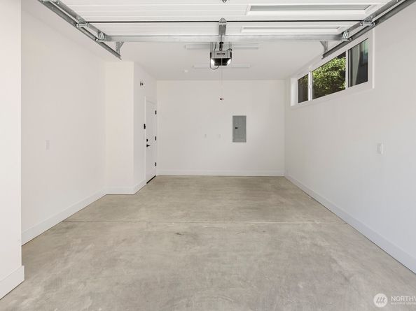 3816 NE 89th Street, Seattle WA 98115