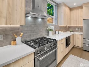 3816 NE 89th Street, Seattle WA 98115