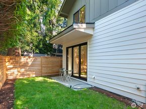 3816 NE 89th Street, Seattle WA 98115