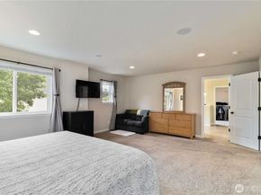6721 SE 2nd Street, Renton WA 98059