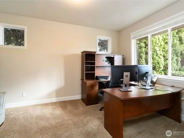 6721 SE 2nd Street, Renton WA 98059