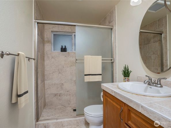30117 3rd Place SW, Federal Way WA 98023