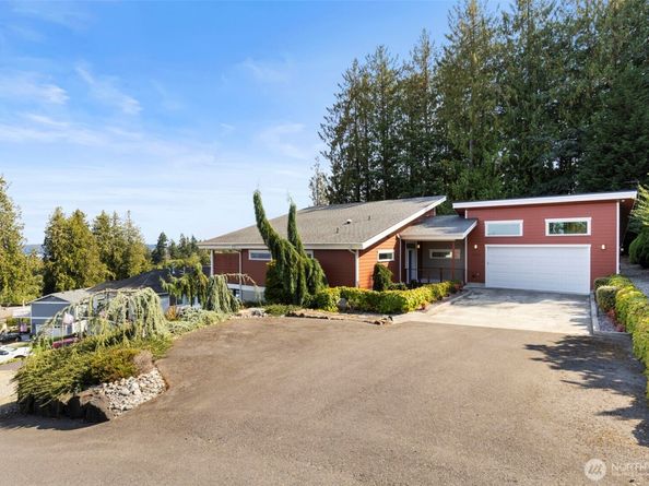 7748 E Hemlock Street, Port Orchard WA 98366