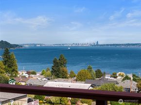 7748 E Hemlock Street, Port Orchard WA 98366