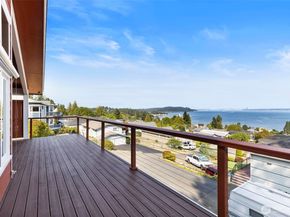7748 E Hemlock Street, Port Orchard WA 98366