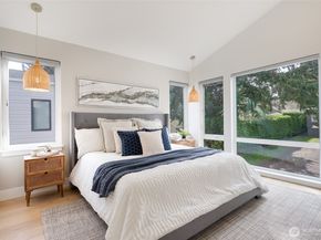 1033 NE 98th Street, Seattle WA 98115