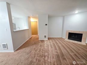 975 Aberdeen Avenue NE J104, Renton WA 98056