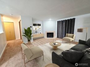975 Aberdeen Avenue NE J104, Renton WA 98056