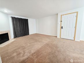 975 Aberdeen Avenue NE J104, Renton WA 98056
