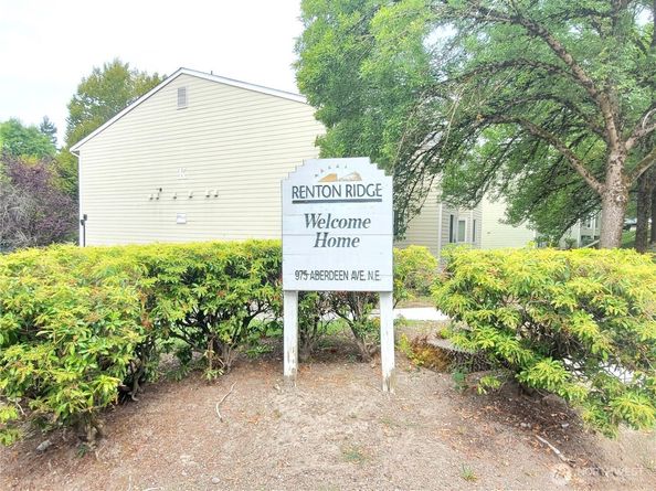 975 Aberdeen Avenue NE J104, Renton WA 98056