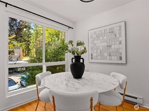811 126th Place NE A203, Bellevue WA 98005