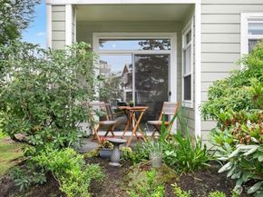572 241st Lane SE, Sammamish WA 98074