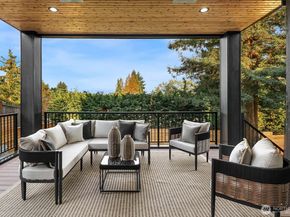 1822 100th Ave NE, Bellevue WA 98004