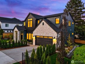 1822 100th Ave NE, Bellevue WA 98004