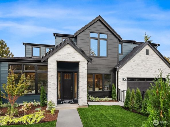 1822 100th Ave NE, Bellevue WA 98004