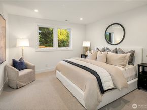 1822 100th Ave NE, Bellevue WA 98004