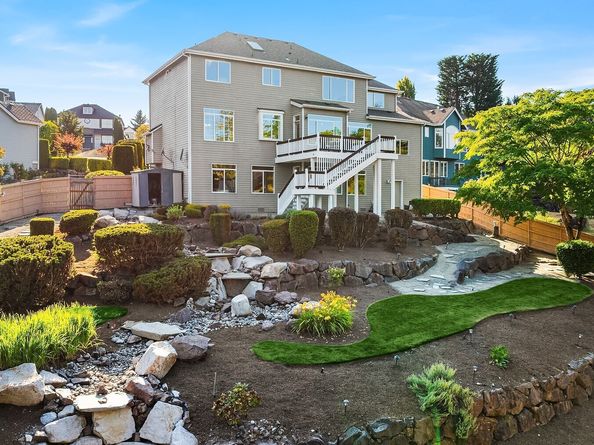 15516 129th Avenue NE, Woodinville WA 98072