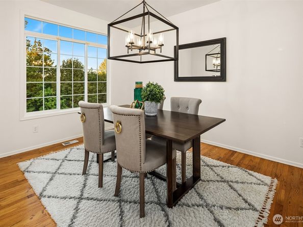 15516 129th Avenue NE, Woodinville WA 98072