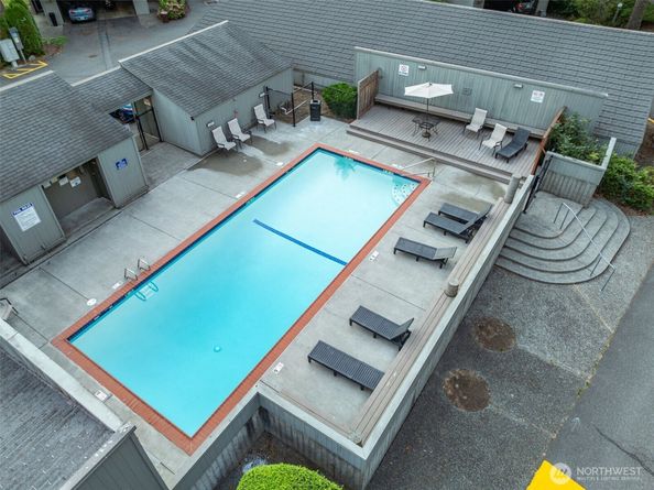6439 NE 139th Avenue 30, Redmond WA 98052